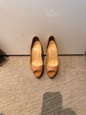 Christian Louboutin Nude Patent Peep-Toe Heels
